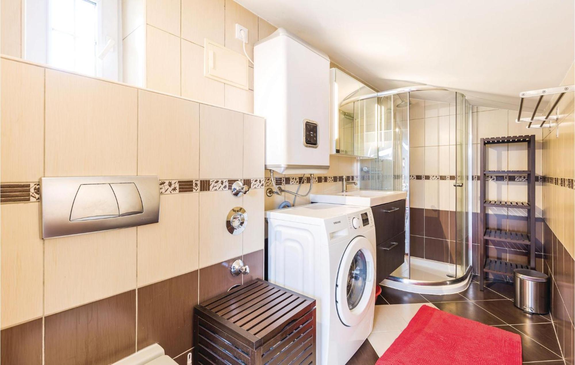 Beautiful Apartment In Opatija With Kitchen Exteriör bild
